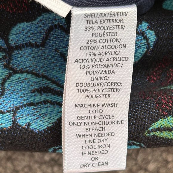 Real Pretty LOFT Jacquard Floral Print Short Skirt US 2 NWOT   - B510 - Picture 6 of 6